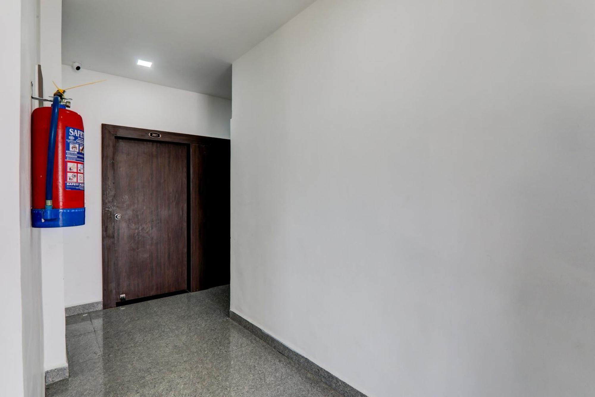 Super Hotel O Flagship Hotel Mk Palace Lucknow Luaran gambar